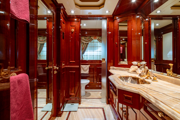 Richar Yacht Photos Pics 