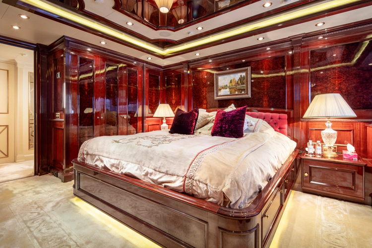Richar Yacht Photos Pics 