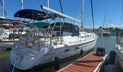 44' Hunter 2004 Yacht For Sale