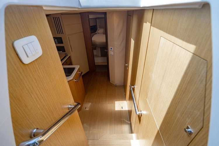 Endurance Yacht Photos Pics 