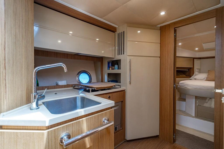 Endurance Yacht Photos Pics 