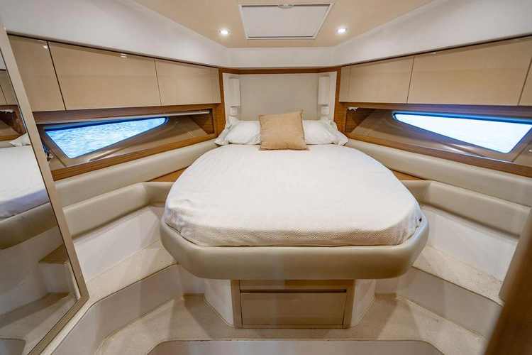 Endurance Yacht Photos Pics 