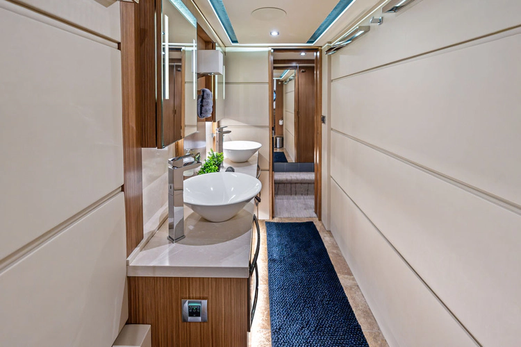 Kraken Yacht Photos Pics 