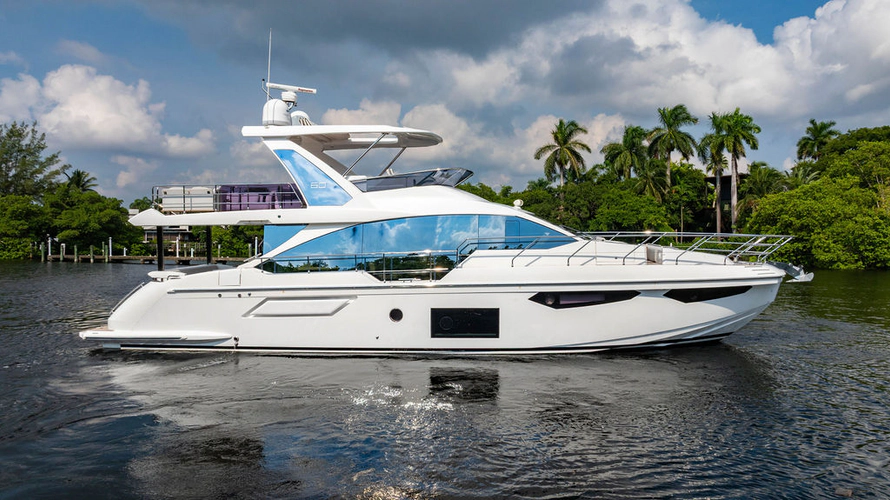 2019 Azimut 60 Flybridge for sale in Fort Lauderdale