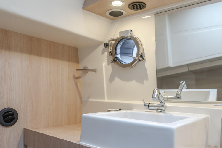 Pergola Yacht Photos Pics 