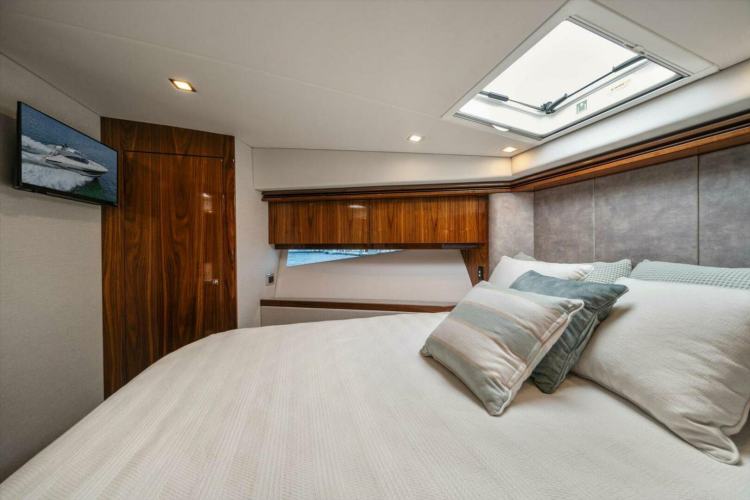 Miss Sip Yacht Photos Pics 