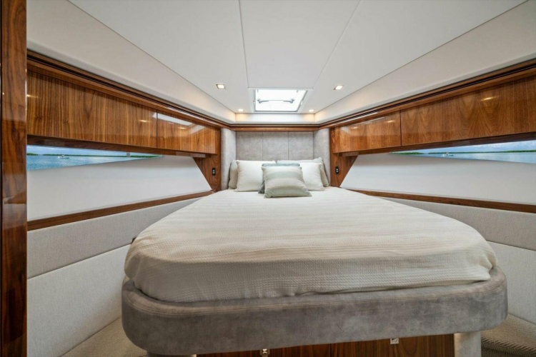 Miss Sip Yacht Photos Pics 