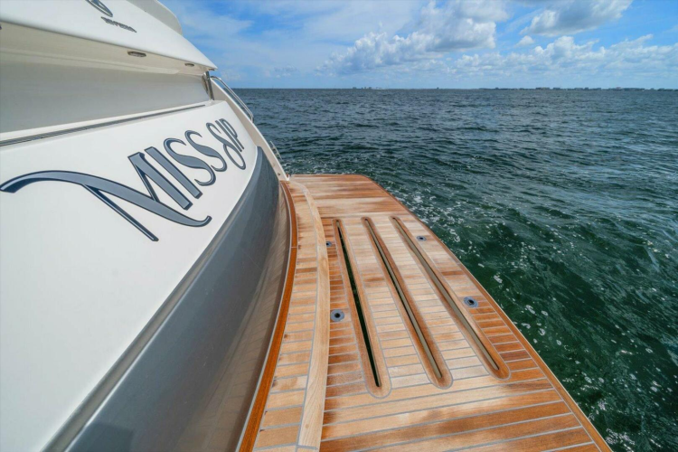 Miss Sip Yacht Photos Pics 