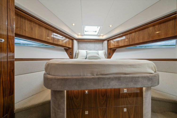 Miss Sip Yacht Photos Pics 