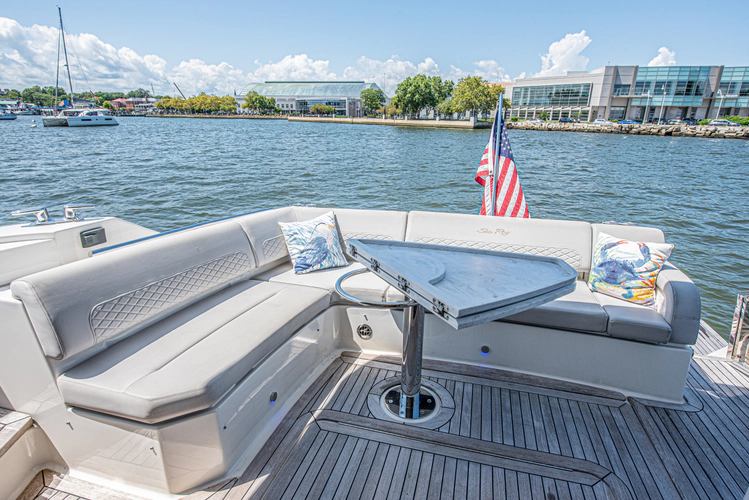 Bob 'n Around Yacht Photos Pics 