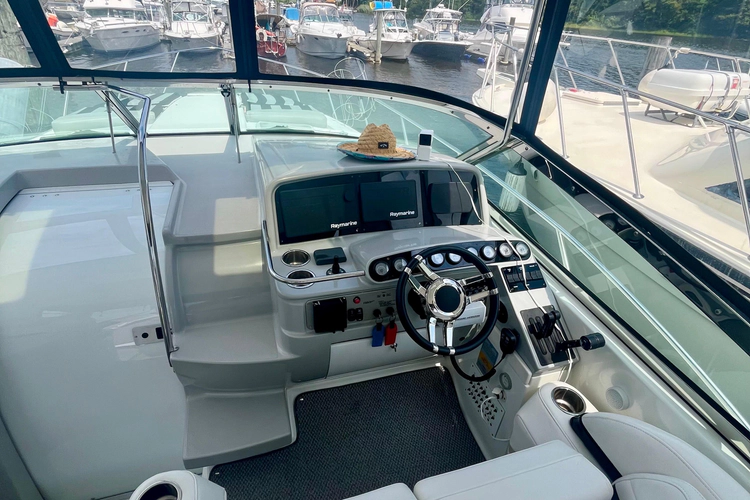 Talitoo Yacht Photos Pics 