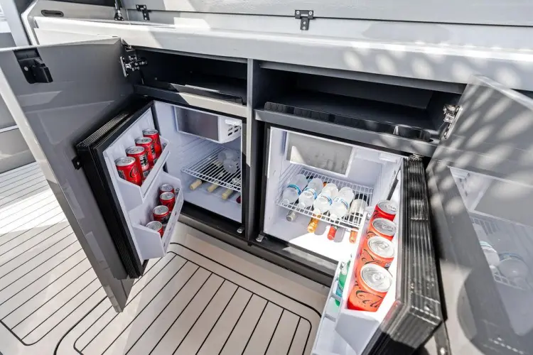 Mako Yacht Photos Pics 