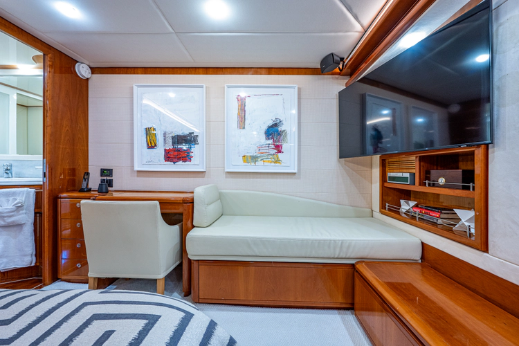La Bella Vita Yacht Photos Pics 