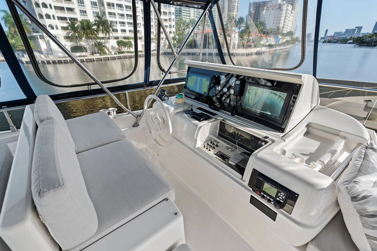 La Bella Vita Yacht Photos Pics 