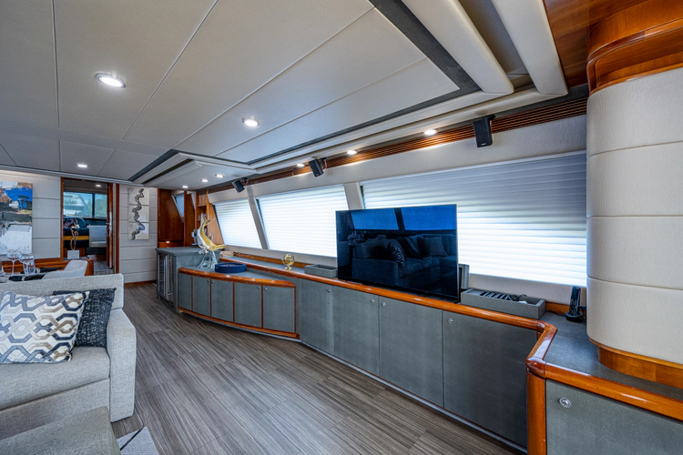 La Bella Vita Yacht Photos Pics 