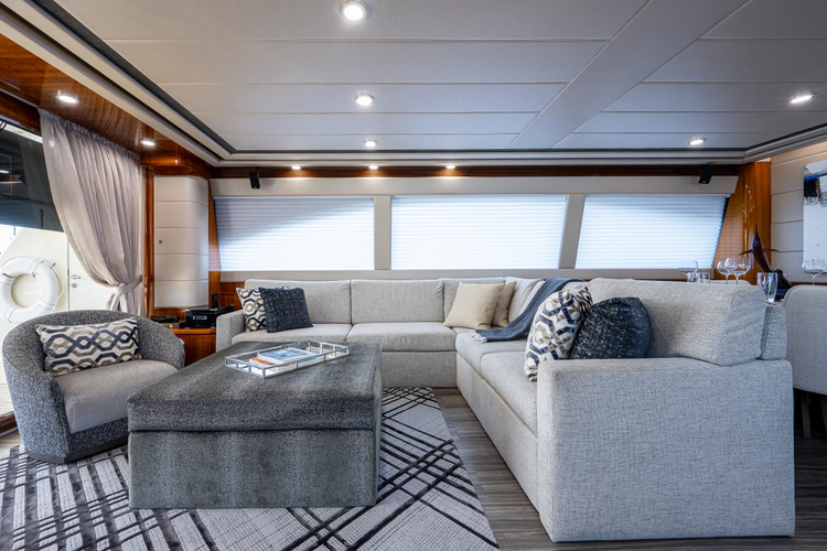 La Bella Vita Yacht Photos Pics 