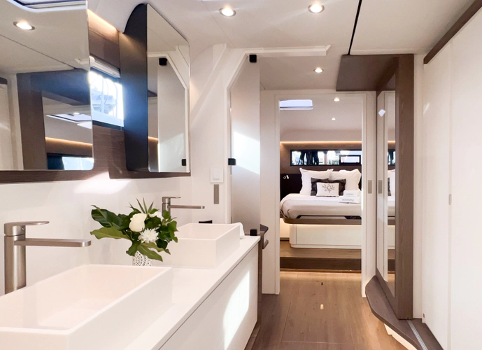 Gunboat 72 Yacht Photos Pics 