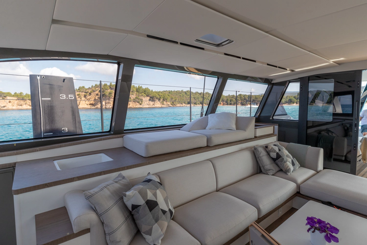 Gunboat 72 Yacht Photos Pics 