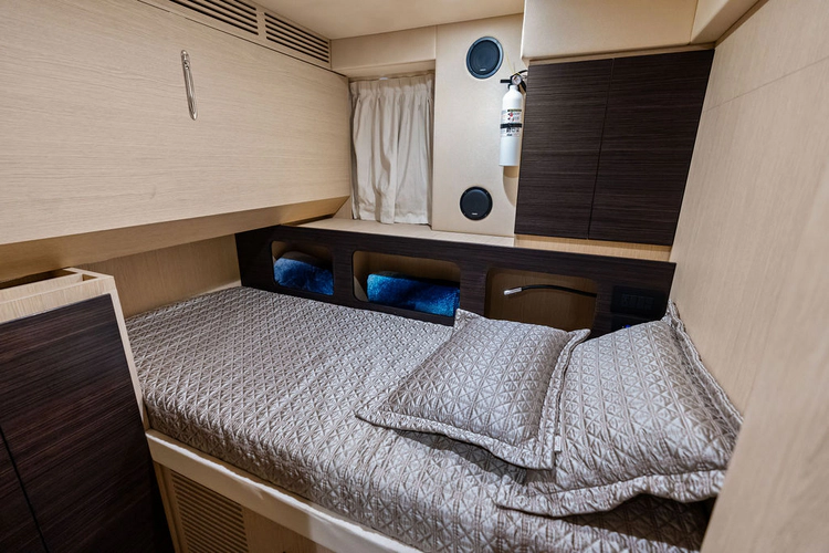 Villaggio Yacht Photos Pics 