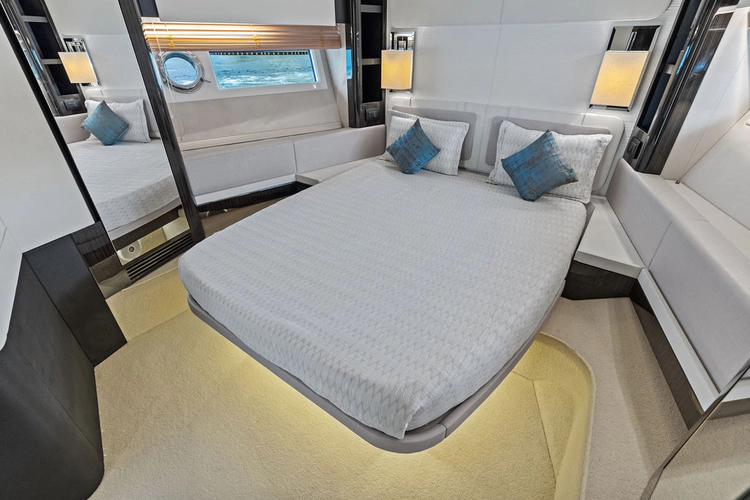 Villaggio Yacht Photos Pics 
