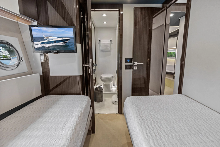 Villaggio Yacht Photos Pics 