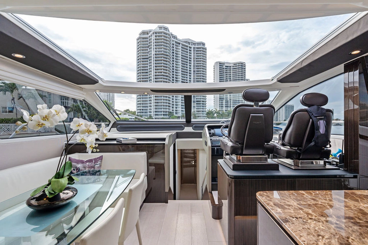 Villaggio Yacht Photos Pics 