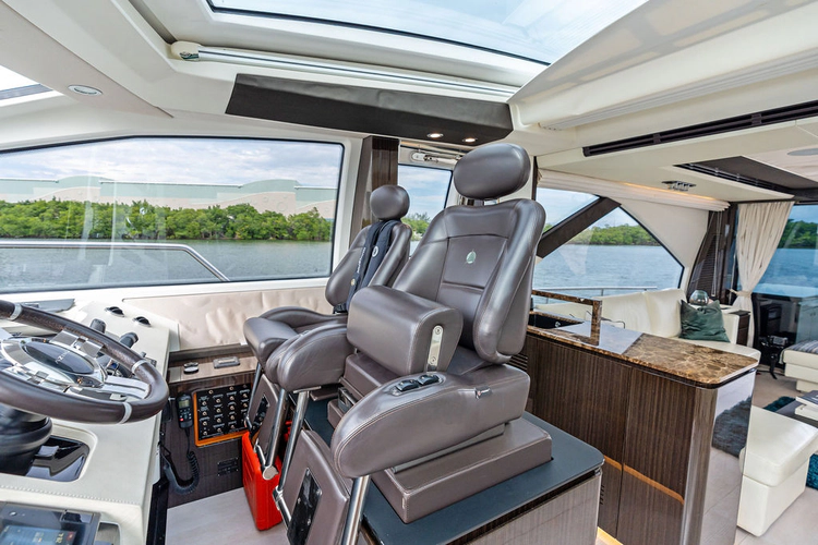 Villaggio Yacht Photos Pics 