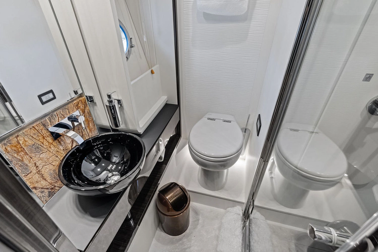 Villaggio Yacht Photos Pics 