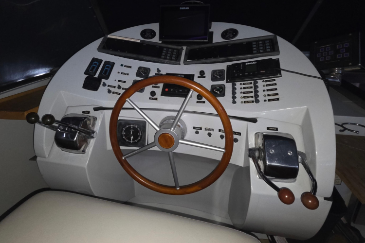 Halcyon Yacht Photos Pics 