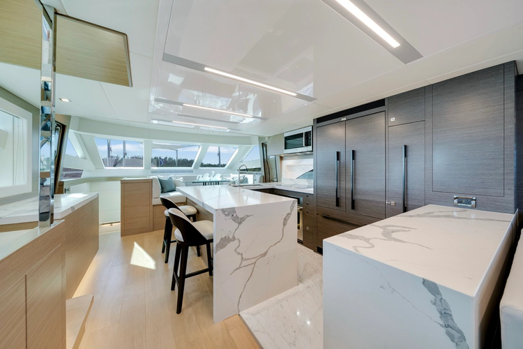 Valiant Yacht Photos Pics 