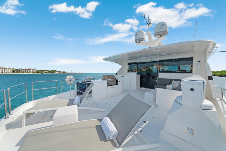 Valiant Yacht Photos Pics 