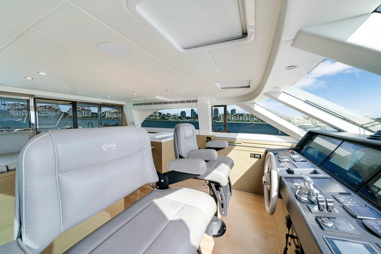 Valiant Yacht Photos Pics 