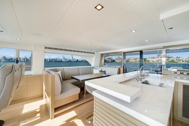 Valiant Yacht Photos Pics 