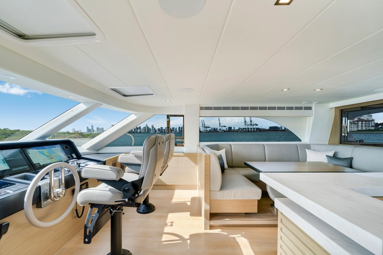 Valiant Yacht Photos Pics 