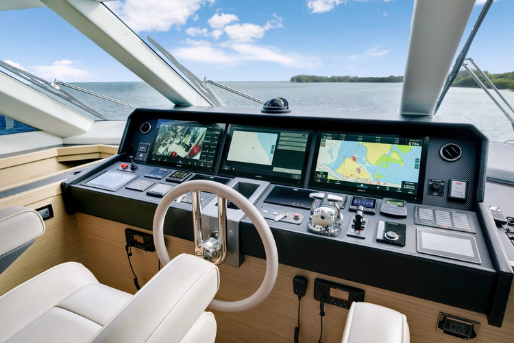 Valiant Yacht Photos Pics 