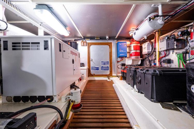 Homes Yacht Photos Pics 