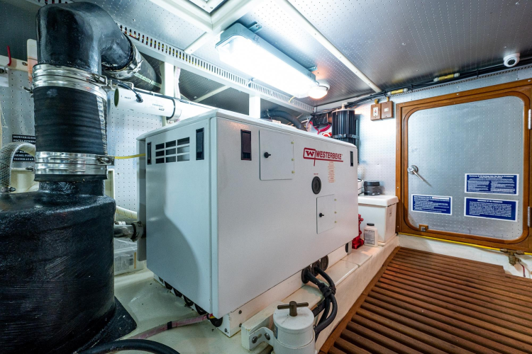 Homes Yacht Photos Pics 