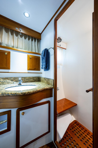 Homes Yacht Photos Pics 