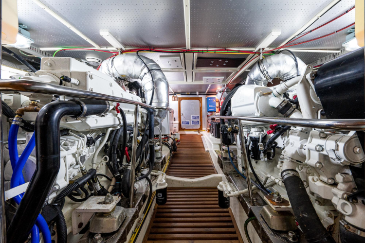 Homes Yacht Photos Pics 