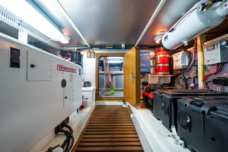 Homes Yacht Photos Pics 