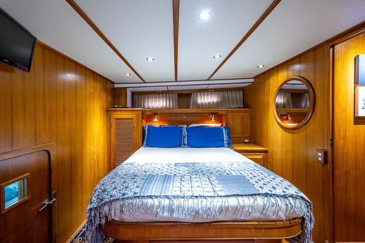 Homes Yacht Photos Pics 