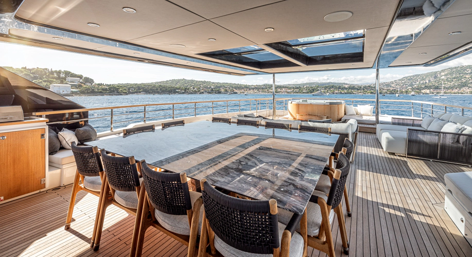 Numarine 37xp-21 Yacht Photos Pics 