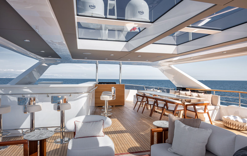 Numarine 37xp-21 Yacht Photos Pics 