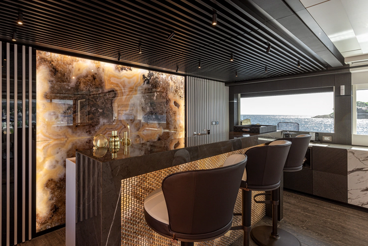 Numarine 37xp-21 Yacht Photos Pics 