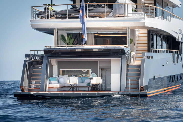 Numarine 37xp-21 Yacht Photos Pics 