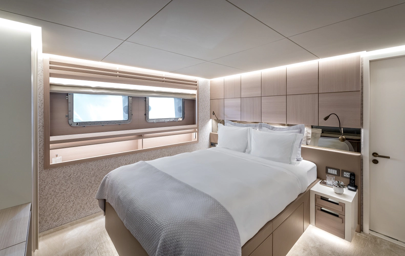 Numarine 37xp-21 Yacht Photos Pics 