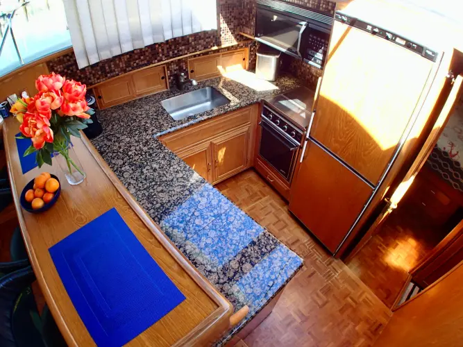 Mokulani Yacht Photos Pics 