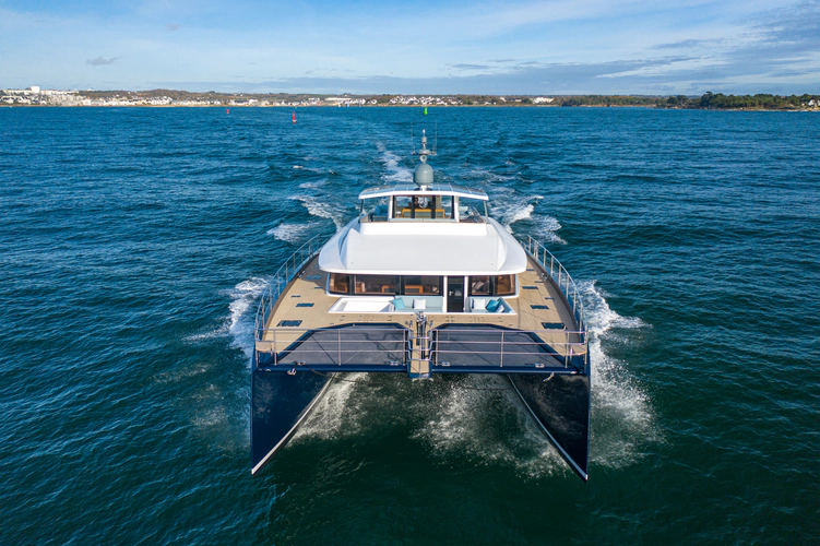 Long Island 78 Yacht Photos Pics 