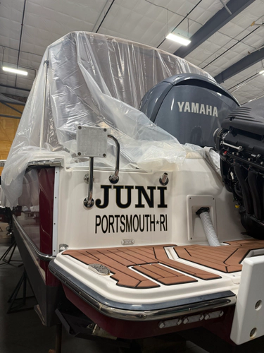 Juni Yacht Photos Pics 