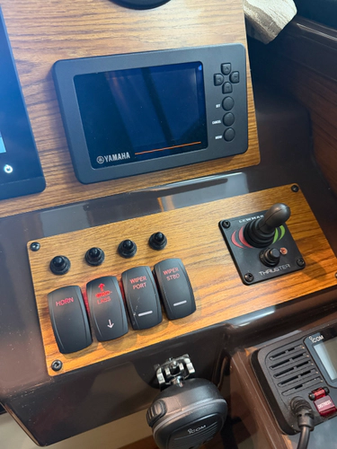 Juni Yacht Photos Pics 